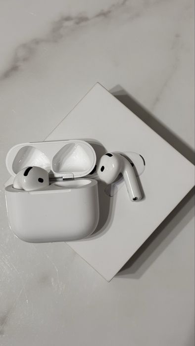 Airpods 4 ANC apple