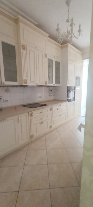 Сдам 3 ком.кв. в районе Экспо, Мега