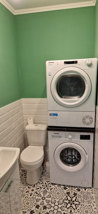 De inchiriat apartament 3 camere, 2 camere  +living cartierul Tudor
