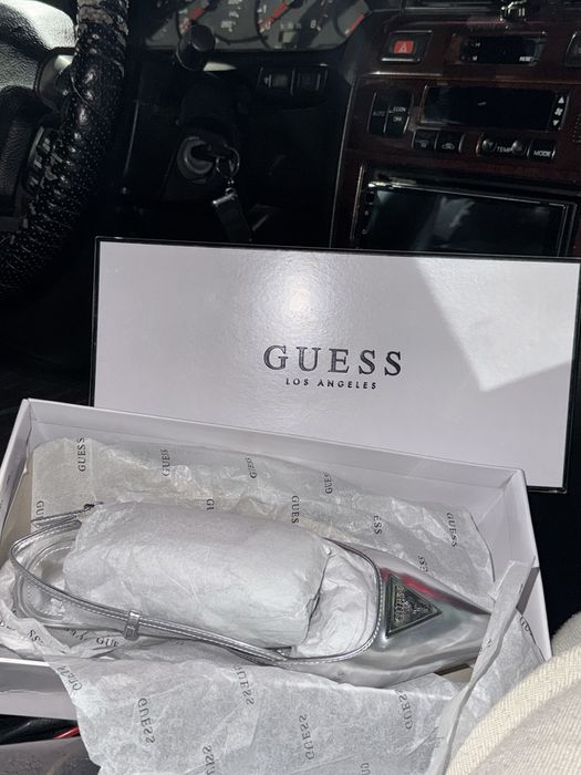 Каблук туфли оригинальные от GUESS