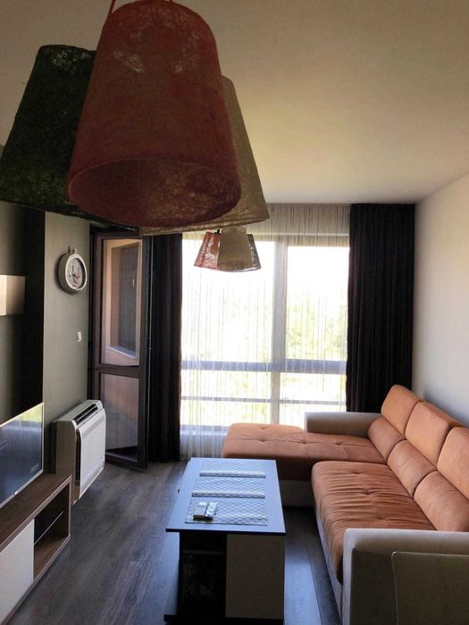 Тристаен апартамент Смирненски