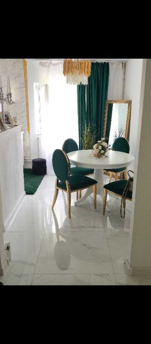 Apartament  3 camere de vânzare Campina 85 mp