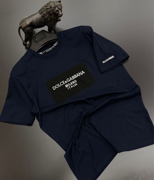 Vand tricouri de barbati