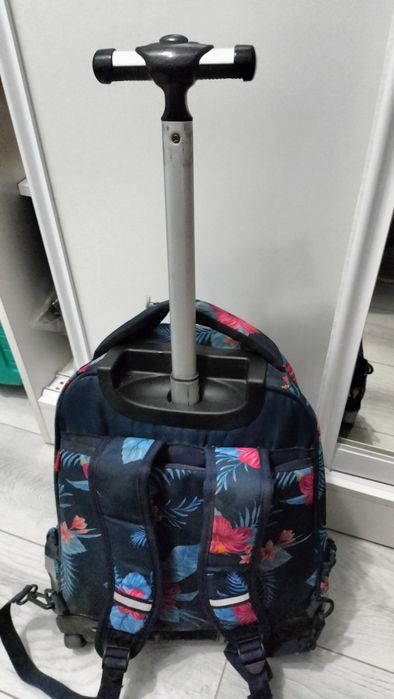 Сумка школьная детская с колесами