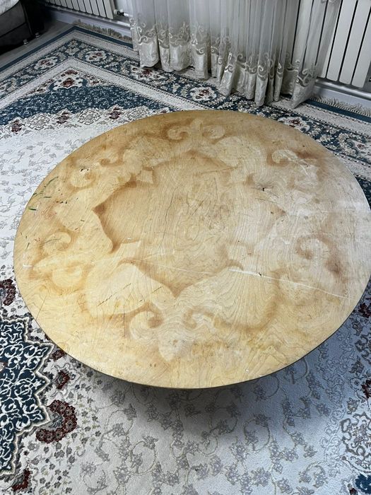 Казахский круглый стол