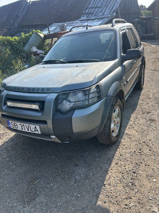 LAND ROVER Freelender