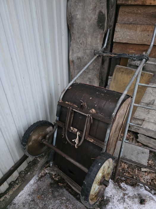 Продам тележку .