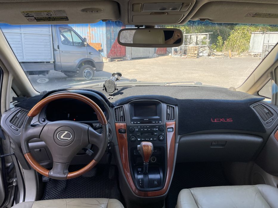 Продам авто lecus rx300