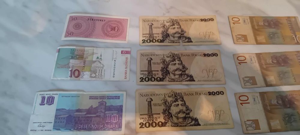 Лот чужди банкноти