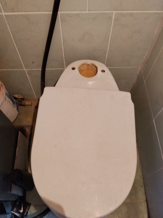 Унитаз бу.без поплавка.для строителей