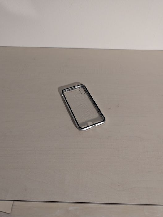 Husă din sticlă iPhone X și iPhone XS la 360 de grade ceva mai diferit