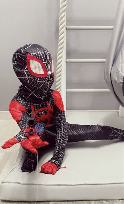 Костюм челевека паука