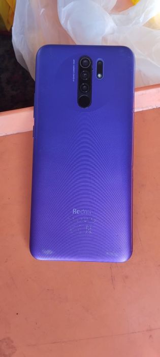 Продам Redmi 9. 64gb.