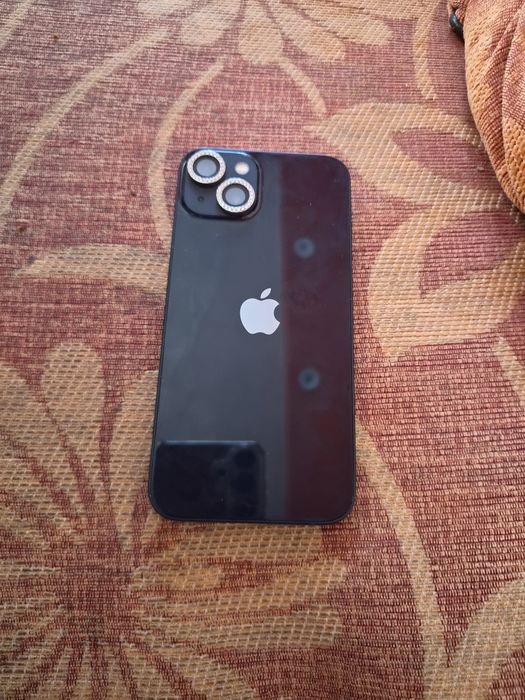 Телефон Iphone 13