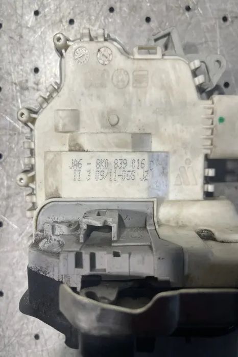 Broasca usa spate dreapta Audi Q5 2018 2.0 TDI MT (150 hp)