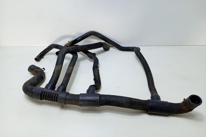 Furtun apa 1.9 dci Renault Trafic X83 seria