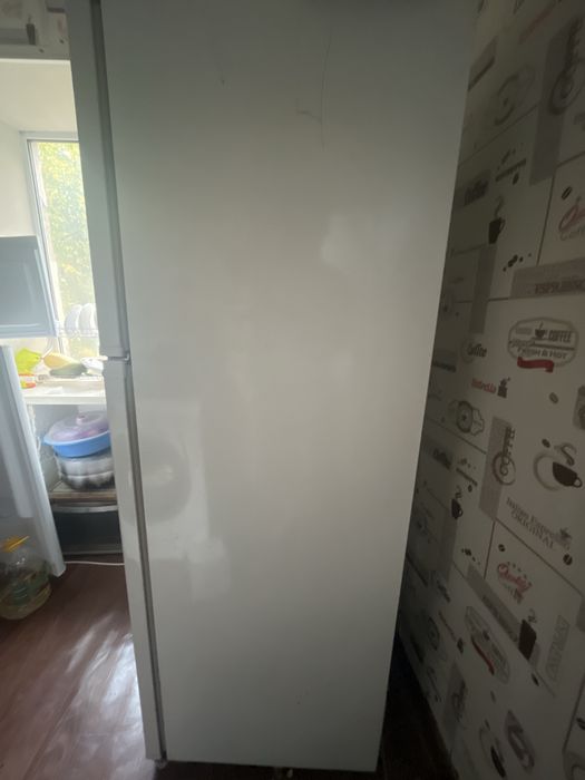 Продается холодильник