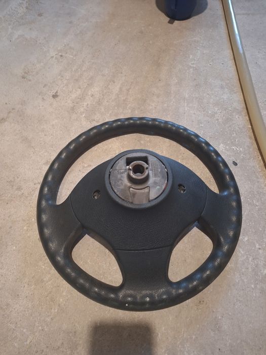 Два волана за Рено