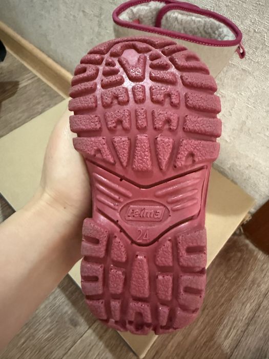 Продам детские сапожки