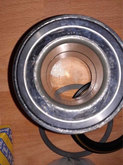 Kit/set rulment roata Ford RangerMazda pick-up