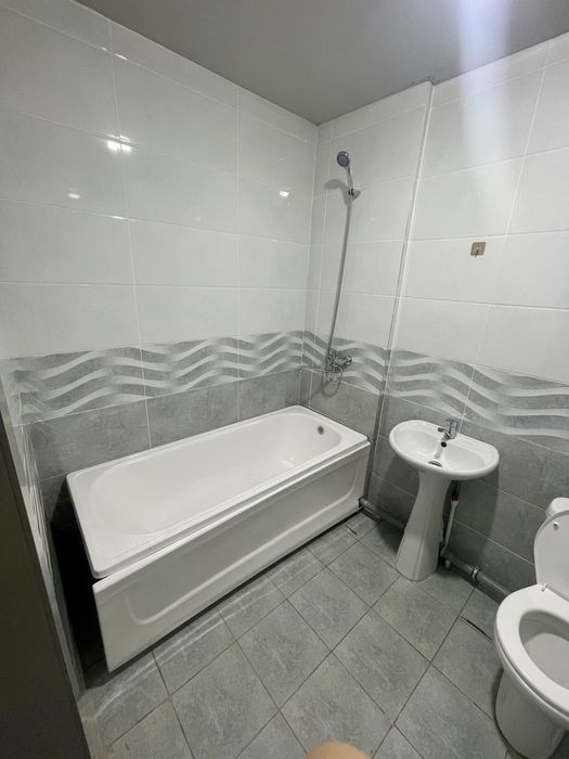 Sergeli Yangi darxon 1 xonali kvartira sotiladi