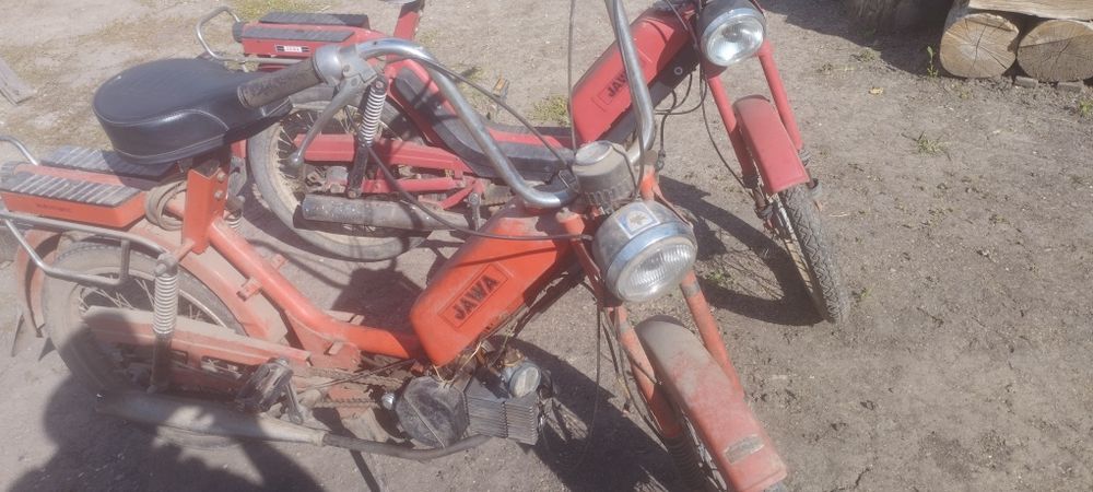 2 bucăți JAWA pentru colecționari