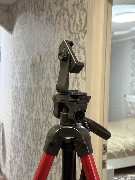 Качественный Штатив