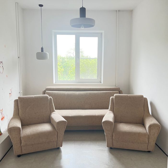 Диван с креслами