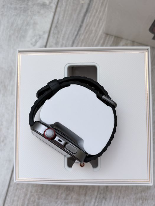 Продаю новые Huawei wacth Fit 4 Pro