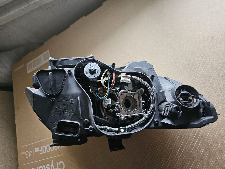 BMW E92 би ксенон фар