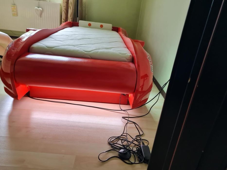 Pat în forma de McQueen