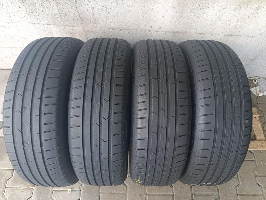 Anvelope de vara 205 65 17 Vredestein dot 2024
