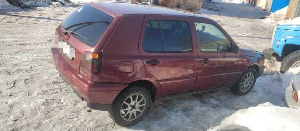 Продам авто Volkswagen Golf