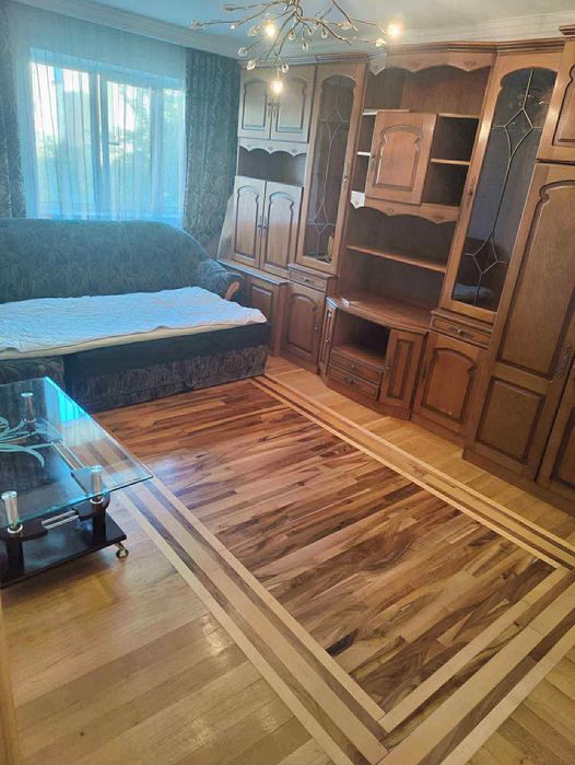 Caut coleg de apartament