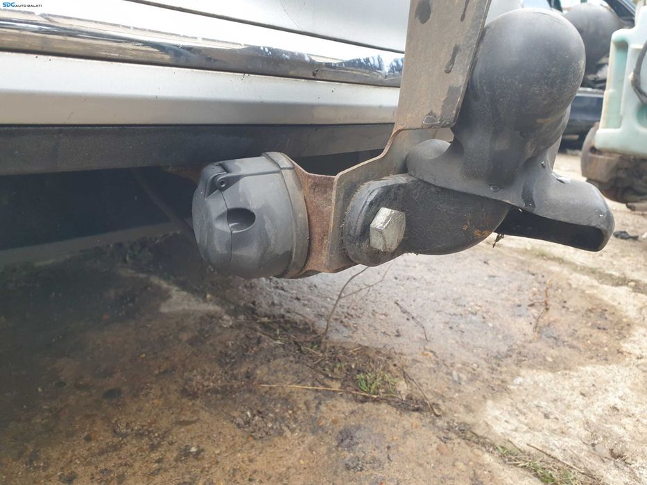 Cui Carlig Remorcare Tractare Complet cu Instalatie Electrica Volkswagen Passat B7 Break Combi 2010 - 2015 [K3757]