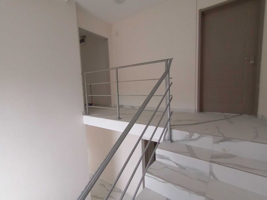 Парапети от метал ,  и алуминии за тераси и стълбища