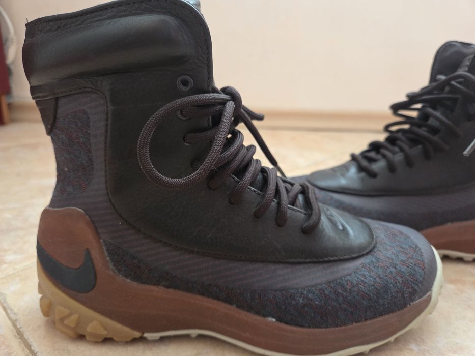 Боти Nike водоустойчиви