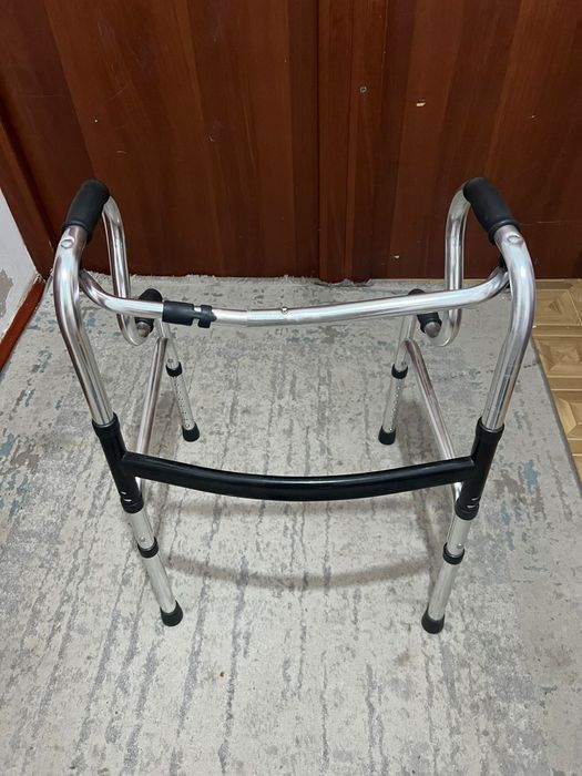 Ходунок для взрослых