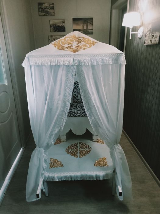 Трон!!! Вывод ребенка на Троне.