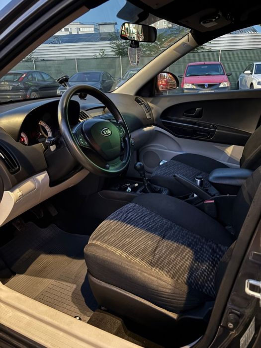 Vand Kia Ceed 1.6 Diesel