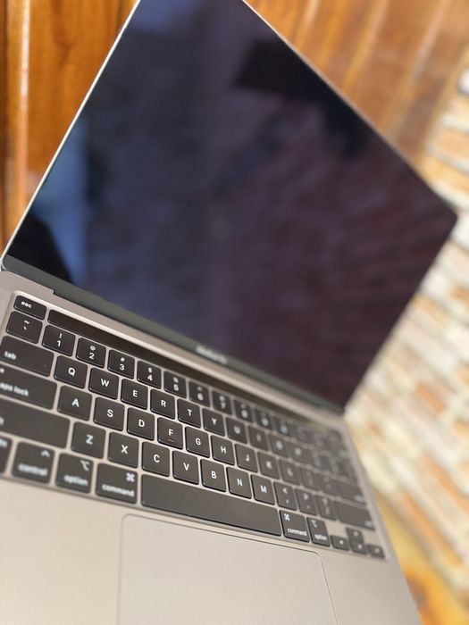 MacBook Pro M1 16/512   85%