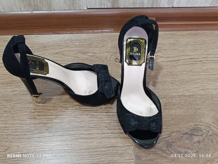 Вечерний обувь бархатный