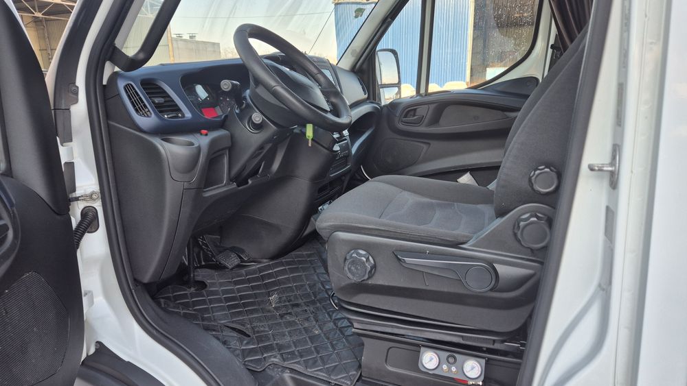 Iveco Daily 72c17 de 15 Europaleti cu Lift hidraulic 1 TCAT C 7200 kg