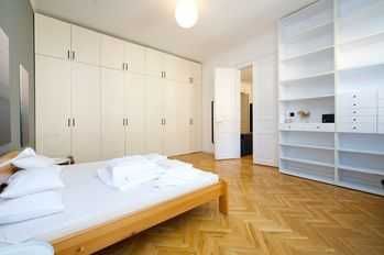 Продава се Тристаен апартамент в София, Манастирски ливади - 112 кв.м за 893 €/кв.м - Снимка #6