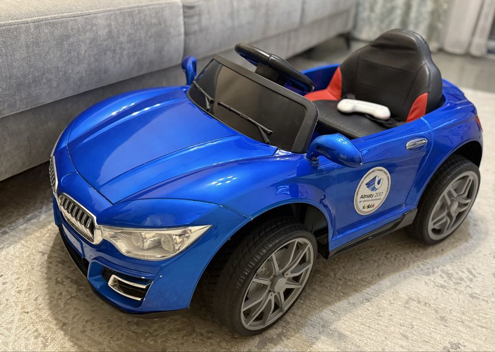 Машина детская BMV