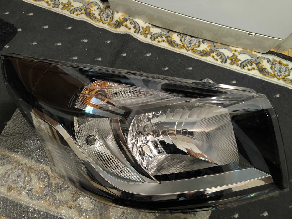 Фар за Renault Trafic 21 г.