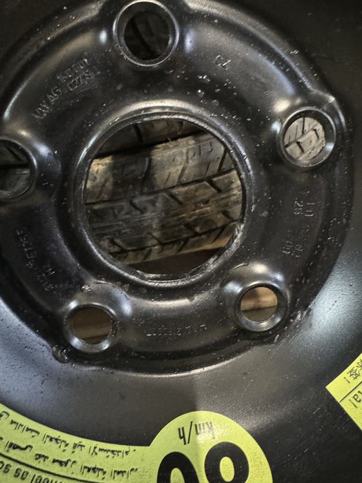 Патерица резервна гума Голф 5 6 7 а3 16” 5х112