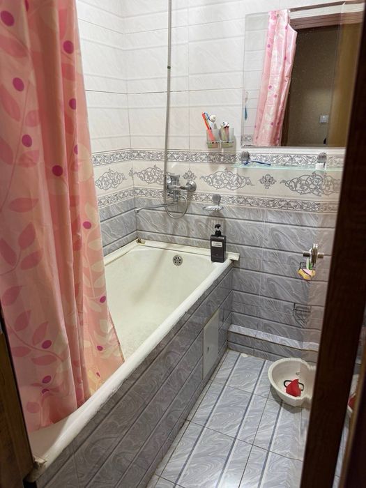 Метро Тинчлик 4/4/5. 2х6 балкон срочная продажа квартиры