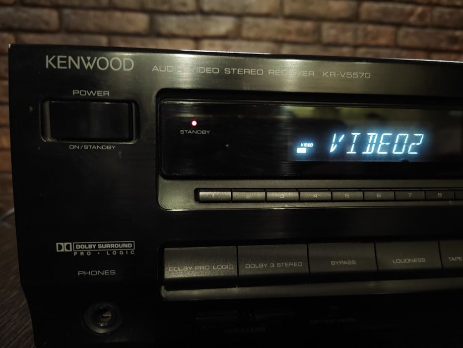 A/V ресивер KENWOOD kr-v5570