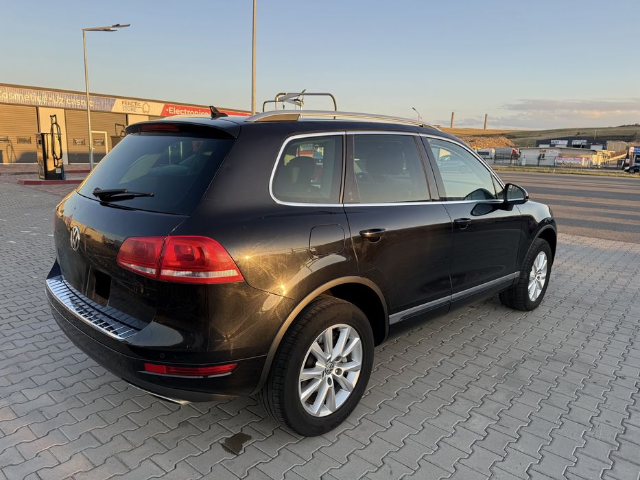 VOLKSWAGEN Touareg 2012 — imagine 3